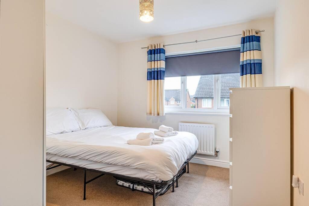 Cosy 2 Bedroom Home In Wigan Exterior foto